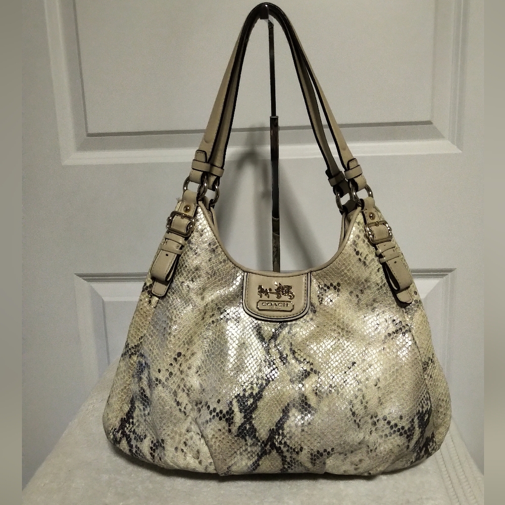 Authentic Coach Madison Maggie Python Embossed Leather Shoulder Bag 18929